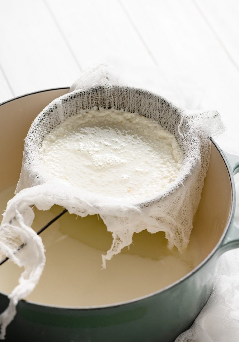 ev-yapimi-ricotta-peyniri-2